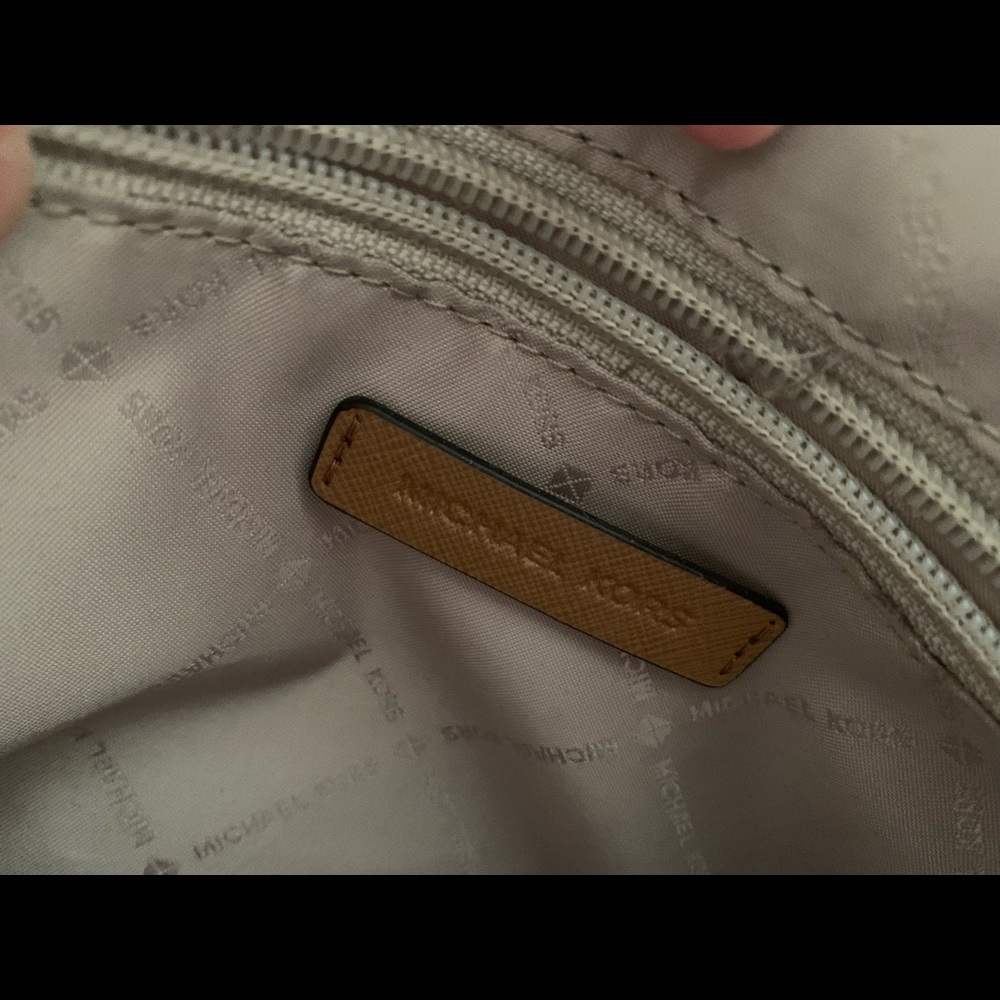 Authentic Michael Kors Crossbody (Small) - image 4